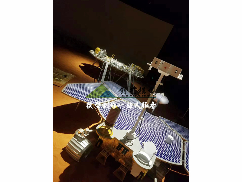 天问一号火星车模型